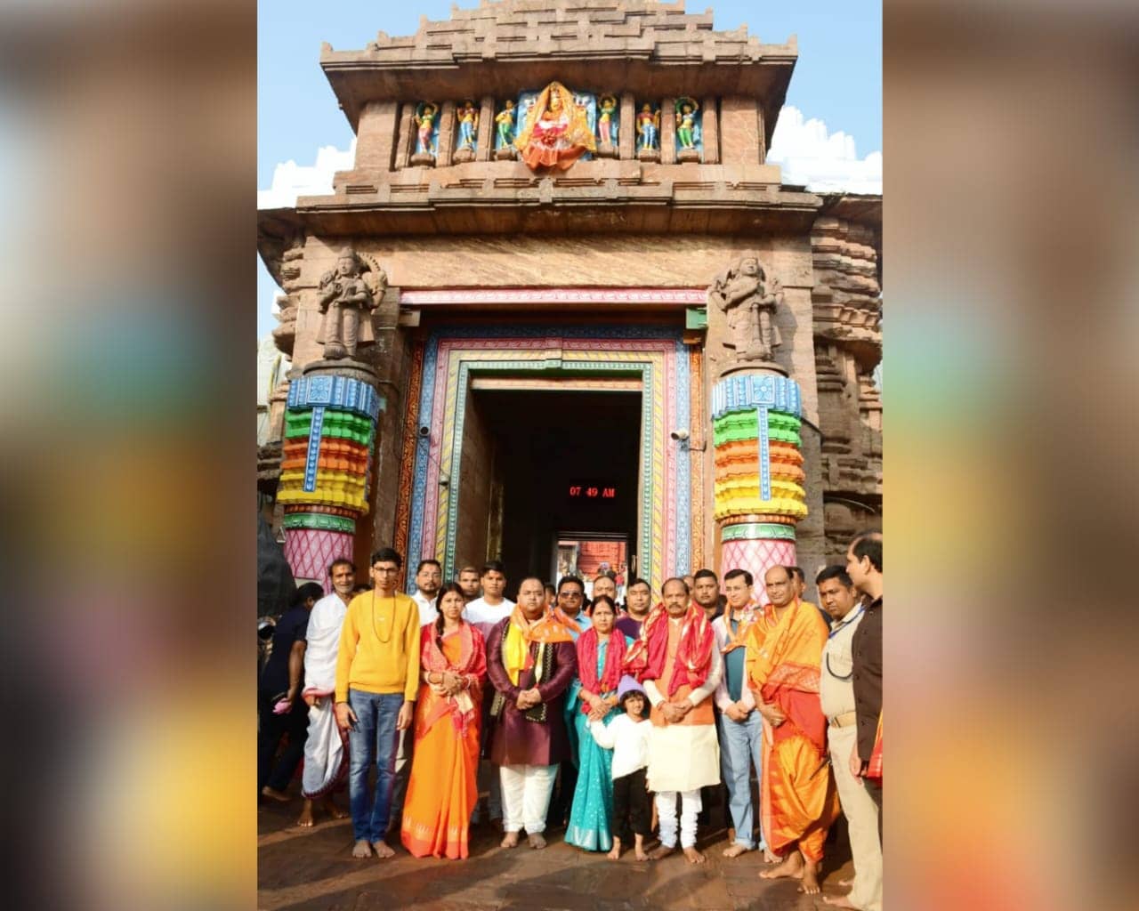 जमशेदपुर पूर्वी की भाजपा विधायक पूर्णिमा दास साहू ने भगवान जगन्नाथ के दरबार में लिया आशीर्वाद, राज्यपाल भी रहे मौजूद