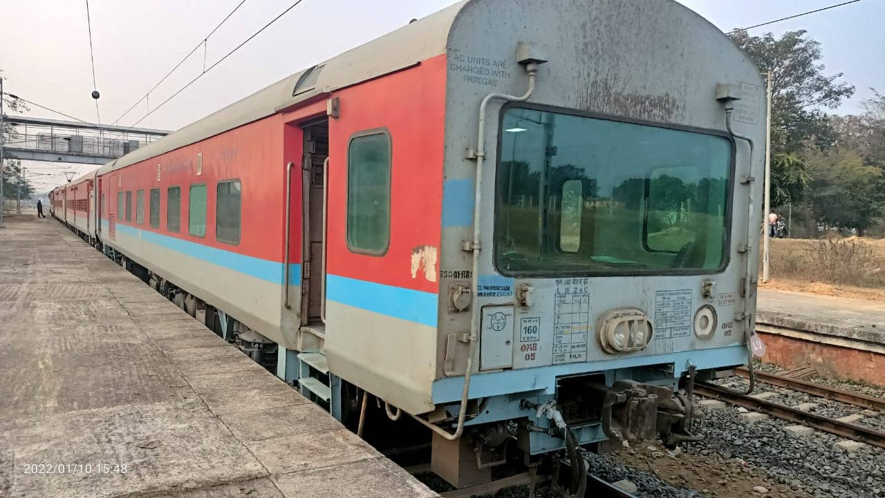 पटना-बरकाकाना पलामू एक्सप्रेस ट्रेन 17 जनवरी तक परिवर्तित मार्ग गया-कोडरमा-हजारीबाग टाउन से चलेगी