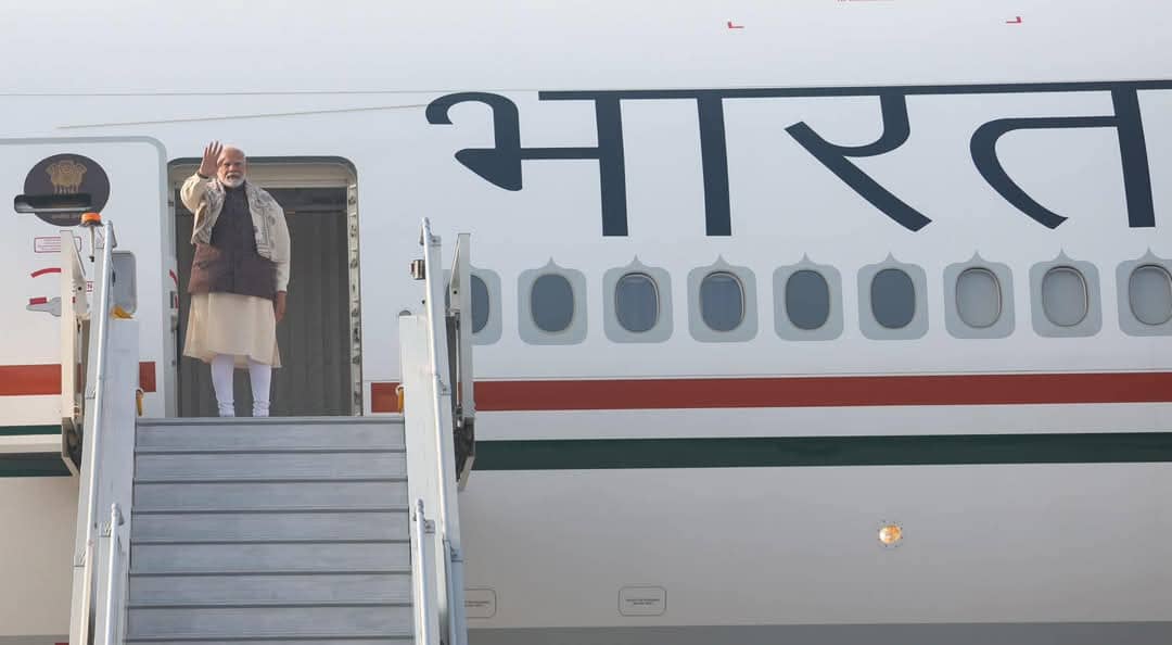 PM मोदी कुवैत रवाना, जानिए क्या है खास कार्यक्रम 'हाला मोदी'