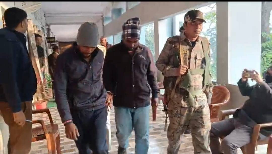 धनबाद के दो क्रिमिनल्स की करतूत : देखिए कैसे रेकी करते और ऐसे चुटकी में एटीएम की तिजोरी उड़ा लेते 