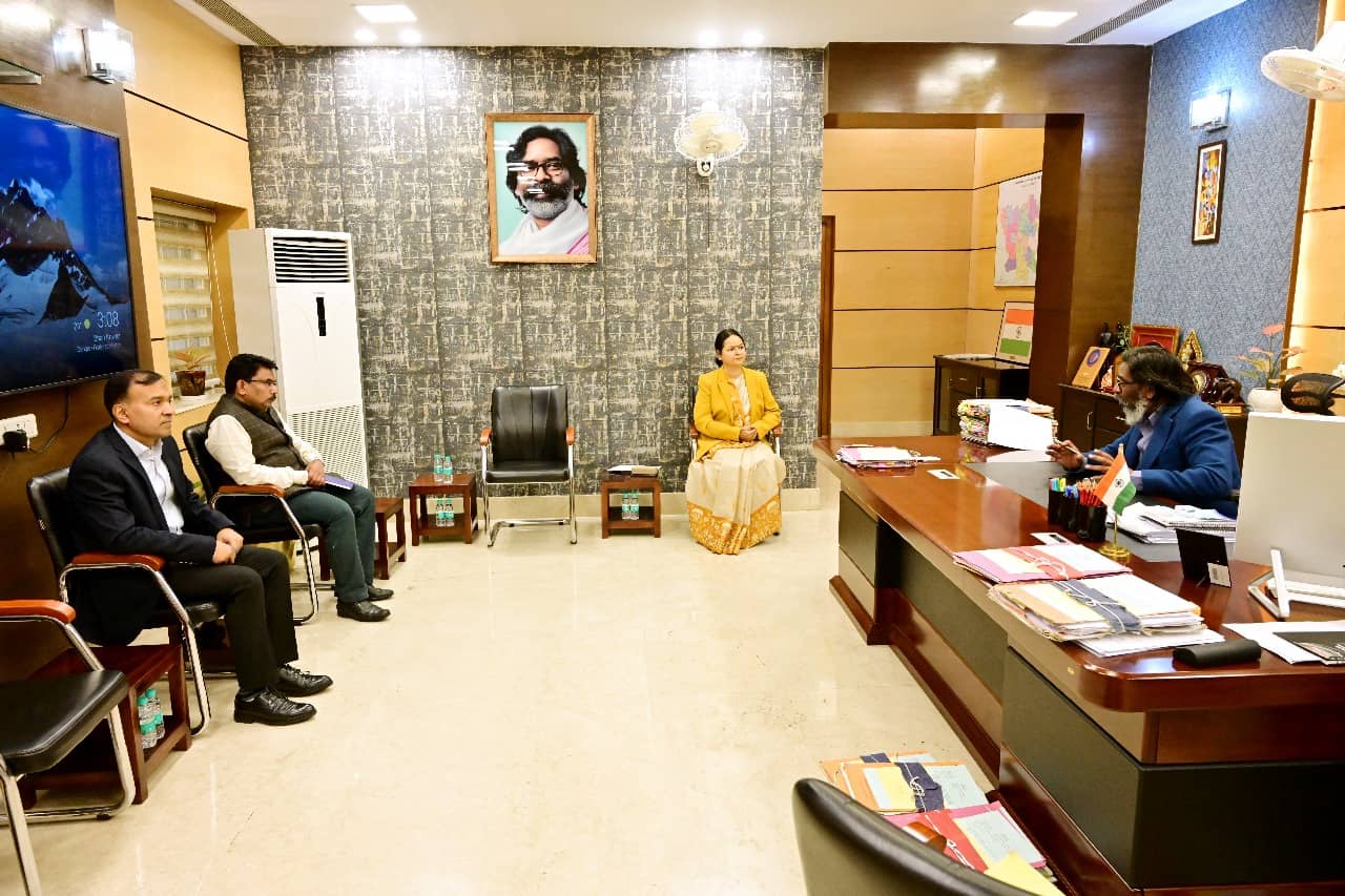 झारखंड को इको टूरिज्म बनाने के लिए सीएम हेमंत सोरेन की पहल, विकास कार्य योजना बनाने के लिए अधिकारियों को दिया निर्देश 