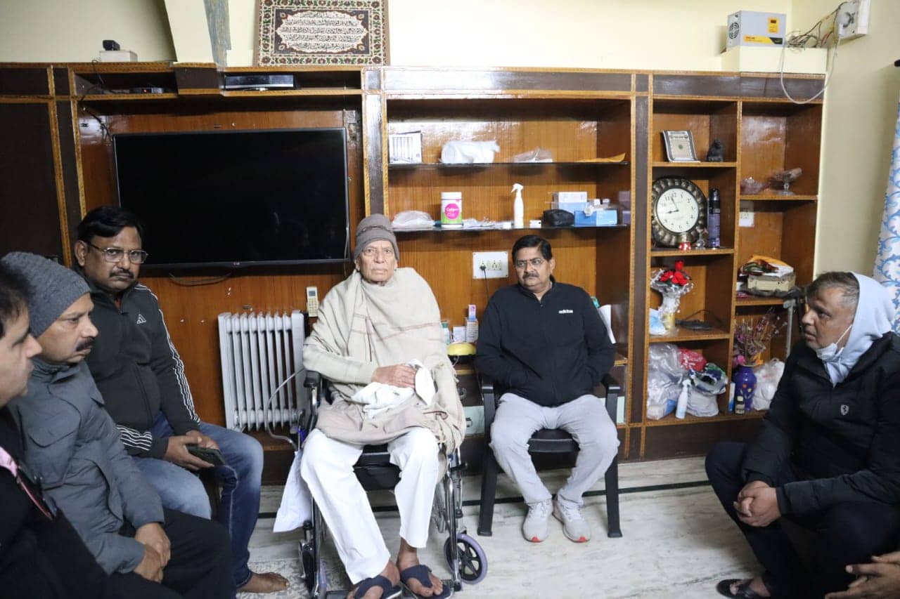 Dhanbad: पूर्व मंत्री  मन्नान मल्लिक की पत्नी का निधन, आज ही होंगी सुपुर्द ए ख़ाक