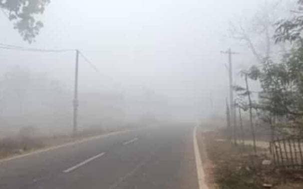 Weather Forecast:आज झारखंड के उत्तर और दक्षिण पूर्वी क्षेत्र में दिखेगा घना कोहरा, कल से फिर बदलेगा मौसम का मिजाज, पढ़ें ताजा अपडेट