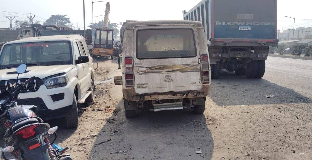 कुछ कीजिए सीएम साहब! पश्चिम बंगाल के गैरेज में पड़ा है झारखंड का ममता वाहन, लेकिन योजना के नाम पर यहां हो रही पैसे की निकासी 