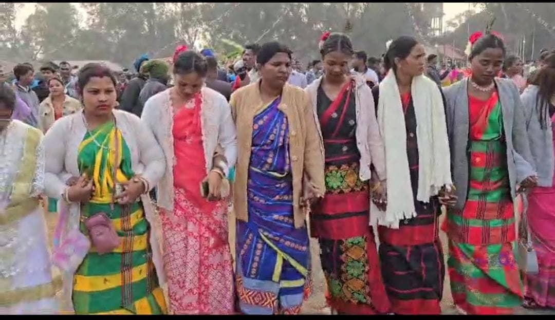 सोहराय पर्व की क्या है विशेषता, संताल परगना में सोहराय की धूम, मांदर की थाप पर थिरक रहे हैं आम व खास