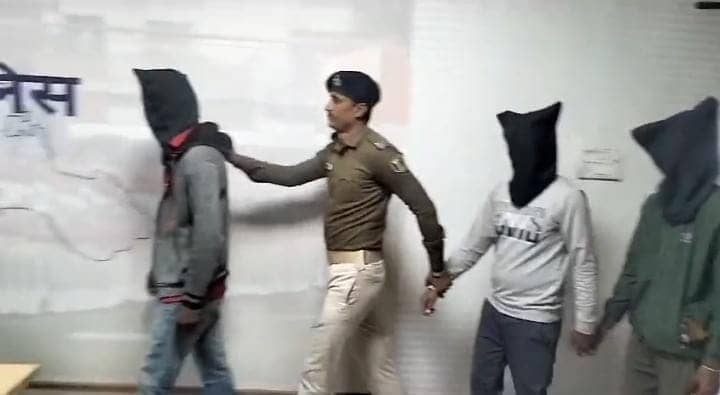 Bihar News:साईबर अपराधी ऑल इंडिया प्रेग्नेंट वूमेन जॉब के नाम पर करते थे लाखों की ठगी, जब पुलिस को लगी भनक, तो इस तरह हुआ खुलासा