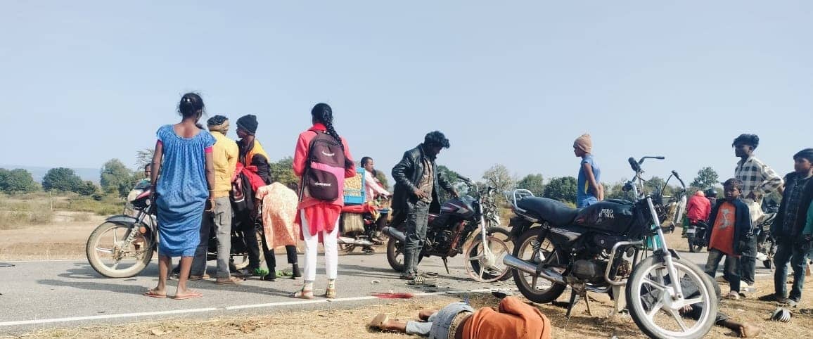 गुमला में रफ्तार का कहर, दो बाइक की आमने-सामने की भिड़ंत में दो की जान गई, जानिए विस्तार से