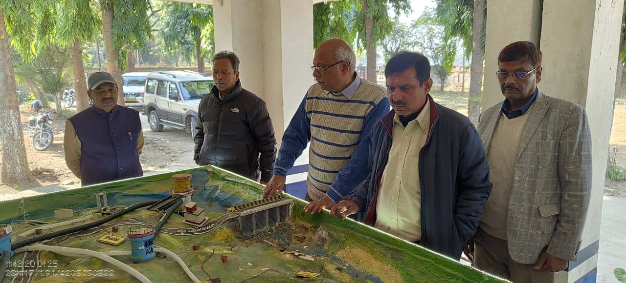 अजय बराज परियोजना के जीर्णोद्धार के लिए सरकार के पास फंड नही, CWC के चेयरमैन के दौरे से जगी उम्मीद, इतने गांव के किसान होंगे लाभान्वित