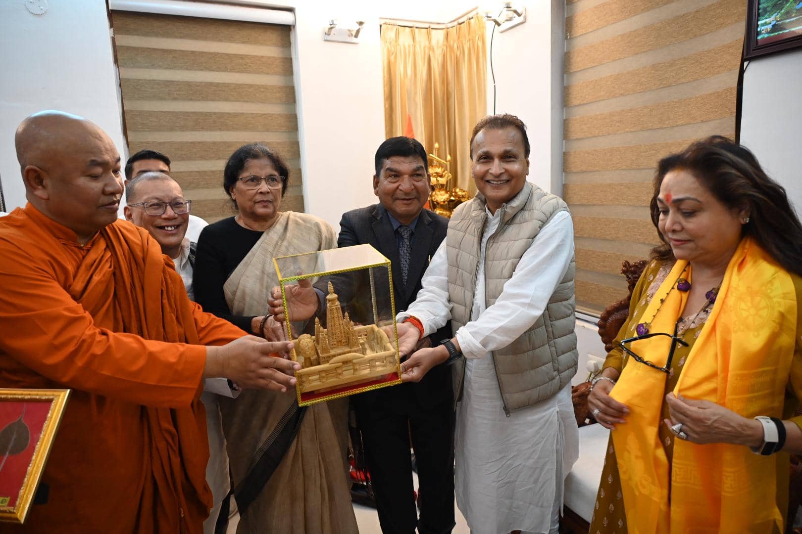 Bihar News: पत्नी संग बिहार के बोधगया पहुंचे उद्योगपति अनिल अंबानी, पूर्वजों का किया पिण्डदान