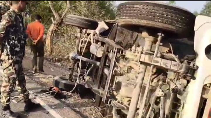 Breaking: कांवरियों से भरा पिकअप वैन दुर्घटनाग्रस्त,15 कावंरिया घायल, चार की हालत गंभीर