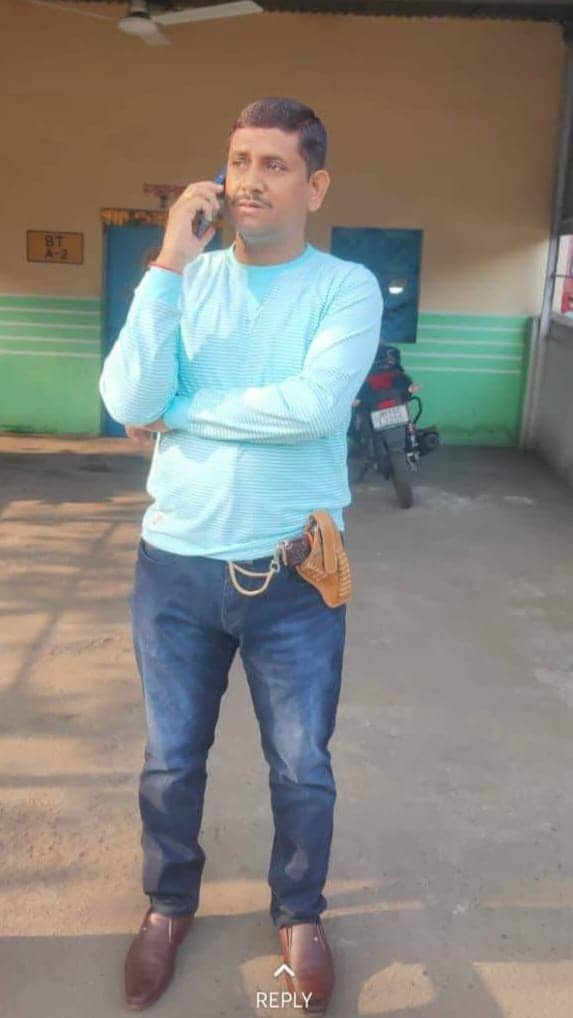 Dhanbad: वह तो चला था पुलिस को उलझाने लेकिन पढ़िए -खुद के जाल में उलझ कैसे पहुंच गया जेल