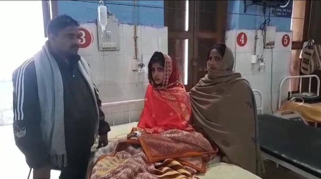 Bihar News:दहेज में नहीं मिला फ्रिज, तो ससुराल वालों ने दुल्हन के साथ किया ऐसा सलूक कि कांप गयी लोगों की रुह, जानिए पूरा मामला