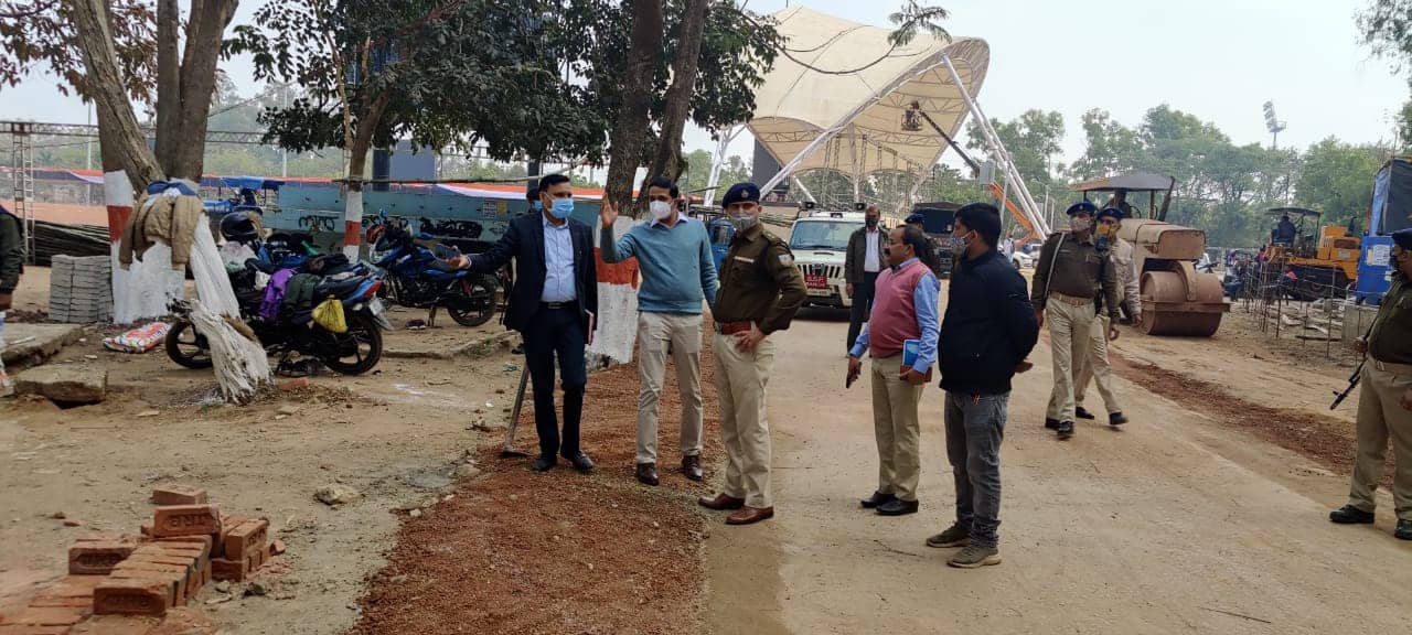 गणतंत्र दिवस की तैयारी परवान पर, डीसी ने कार्यक्रम स्थल का किया मुआयना