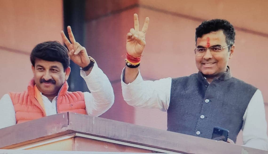 दिल्ली का कौन होगा सीएम-प्रवेश वर्मा कि मनोज तिवारी, पढ़िए क्या है इस दोनों की केमिस्ट्री 