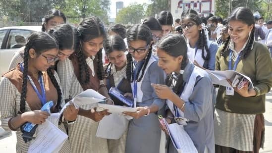 JAC Board Exam 2025: कल से शुरू होंगी झारखंड बोर्ड 10वीं, 12वीं की परीक्षाएं, परीक्षा केंद्र पर जाने से पहले देख लें ये जरूरी गाइडलाइंस