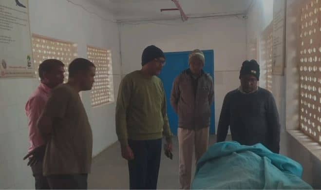 गढ़वा एनएच-75 पर भीषण सड़क हादसा, महाकुंभ जा रही कार को ट्रक ने मारी जोरदार टक्कर, एक की मौत