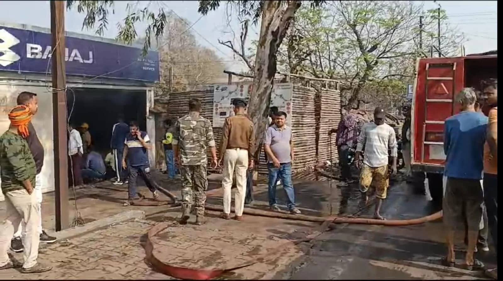 Dhanbad: आग का कहर थमने का नाम नहीं ले रहा, पढ़िए फिर कहां लगी आग 