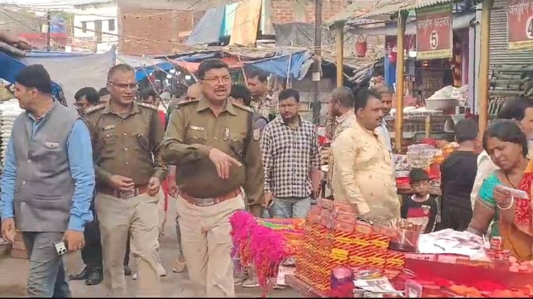 दुमका के बासुकीनाथ धाम में महाशिवरात्री की तैयारी जोरों पर, मंदिर आने वाले रास्तों को कराया जा रहा अतिक्रमण मुक्त 