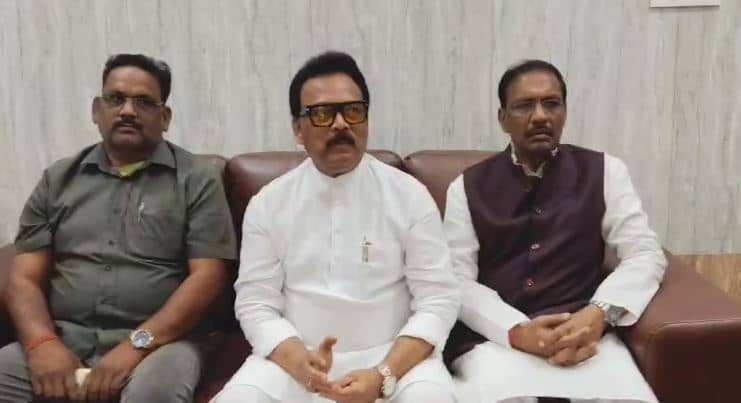 एम्स गवर्निंग बॉडी की बैठक आज, सदस्य के रूप में सांसद सुखदेव भगत पहुंचे देवघर, इन बातों को रखेंगे प्राथमिकता में