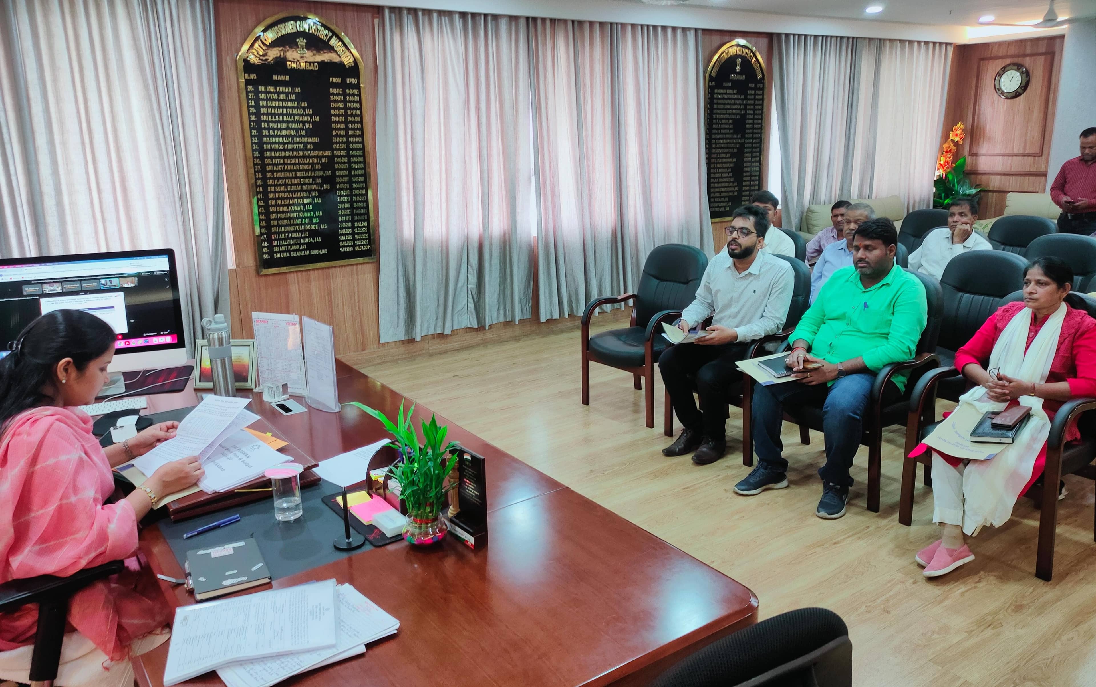 Dhanbad: तय मानकों के अनुसार बच्चों को एमडीएम मिले, इसके लिए किया गया है ऐसा इंतजाम