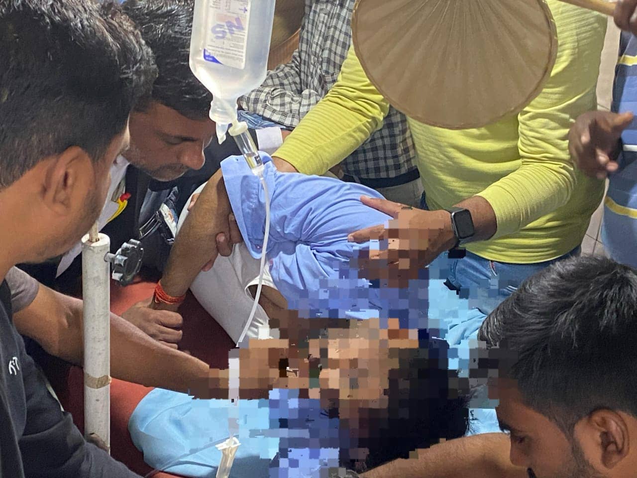 साहिबगंज: राजमहल के सड़कों पर मौत बनकर दौड़ रही है गाड़ियां, नगर पंचायत के कर्मी की सड़क दुर्घटना में मौत