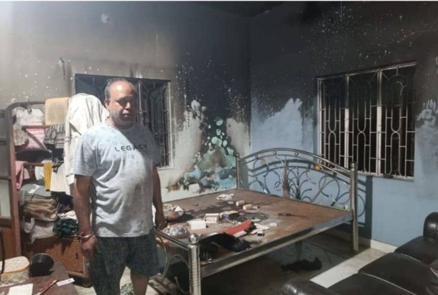 धनबाद के इस घर में आग का क्या है रहस्य, क्यों है वैज्ञानिकों के लिए भी चुनौती,पढ़िए इस रिपोर्ट में