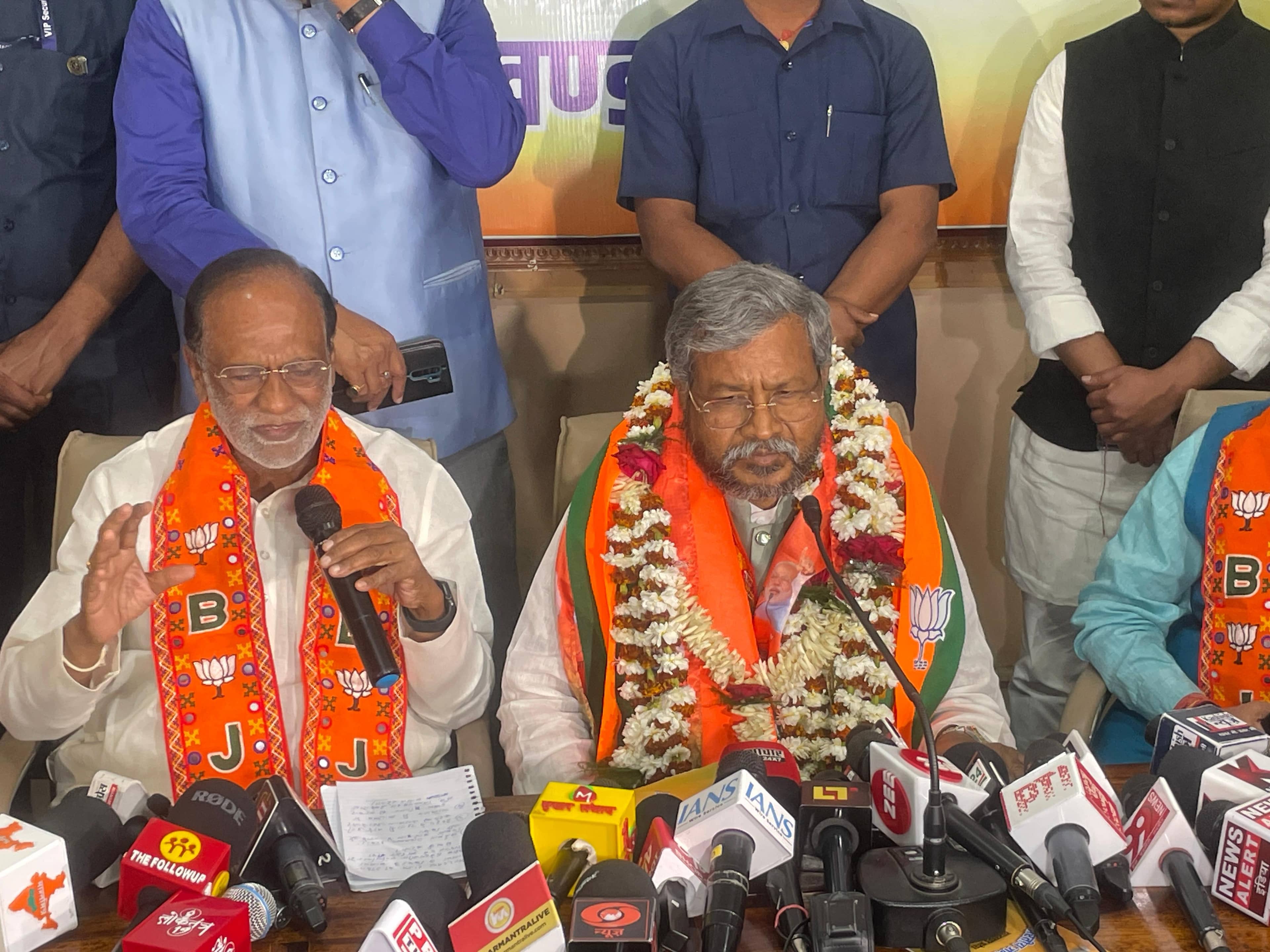 BIG BREAKING : बाबूलाल मरांडी चुने गये नेता प्रतिपक्ष, विधायक दल की बैठक में लिया गया निर्णय