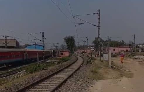 टाटानगर रेलवे स्टेशन पर मिला ट्रक खलासी का शव, शनिवार की शाम से था लापता