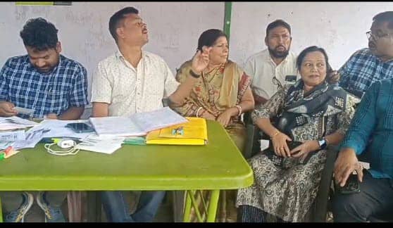 झामुमो के कार्यकर्ताओं को मिला आईडी कार्ड, अब झंडा और बैनर लगाकर नहीं घूम पाएंगे