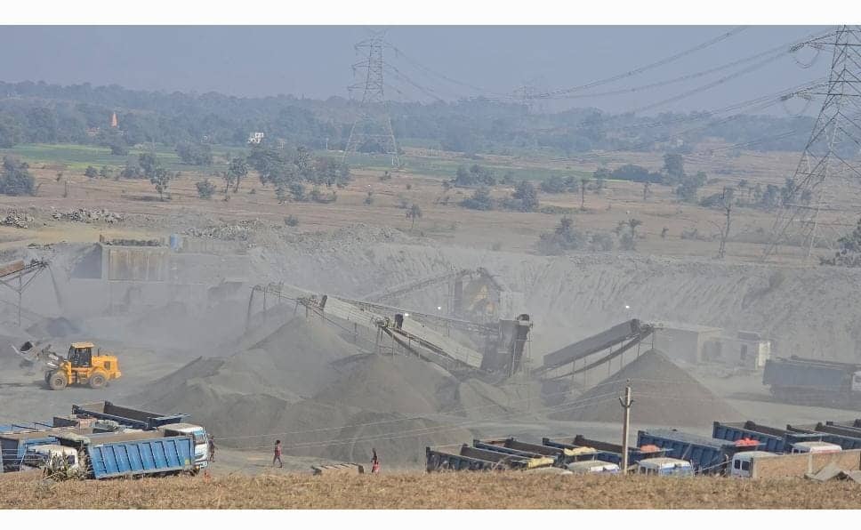 BIG UPDATE: एक्शन में खनन विभाग, 33 खनन पट्टाधारियों को 1 करोड़ 71 लाख 45 हजार का भेजा नोटिस