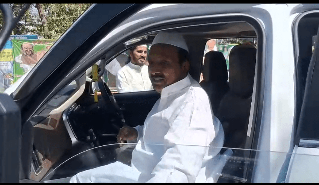 क्या राजद में शामिल होंगे नीतीश के MLC गुलाम गौस, पढ़े क्या है लालू से उनसे मुलाकात के मायने