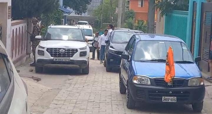 BREAKING: जमशेदपुर में ईडी की दबिश, पूर्व मंत्री बन्ना गुप्ता के आप्त सचिव के घर ईडी की रेड, आयुष्मान योजना में घोटाला का है आरोप