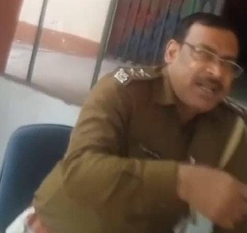 Crime News:बेगूसराय में पुलिस ने खोली अपने ही सिस्टम की पोल,पढें कैसे अवैध कारोबार को दे रहे बढ़ावा