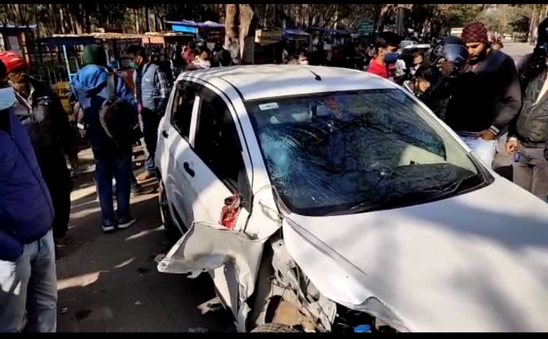 राजधानी में अपराधियों का हौसला बुलंद,  एसएसपी-डीसी आवास के निकट गैंगवार में एक अपराधी की मौके पर मौत ,दो घायल