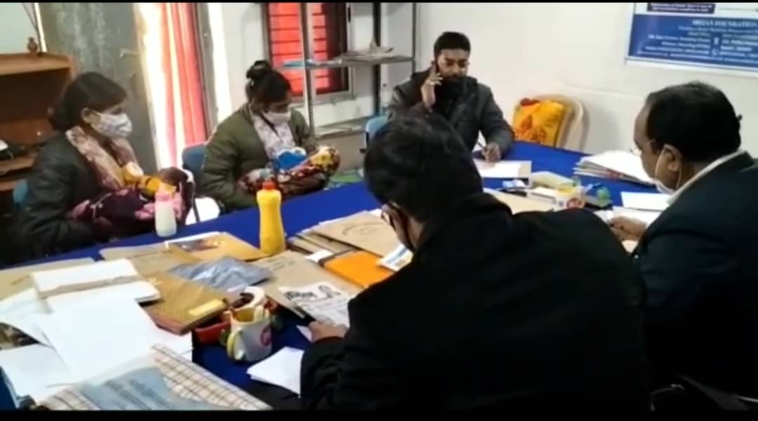 सीडब्ल्यूसी ने दुधमुंही जुड़वा बच्चियों को लिया अपने संरक्षण में, परिवार के सदस्य सामने नहीं आए तो होगी एडॉप्शन प्रक्रिया