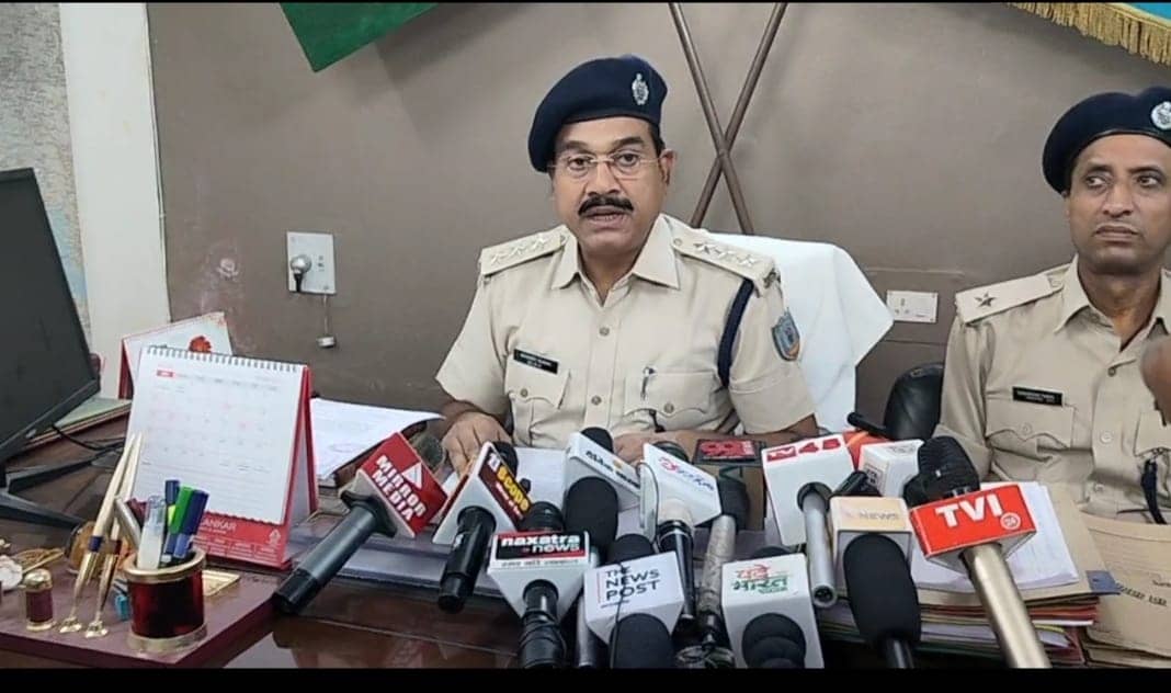 धनबाद का Sextortion गिरोह: 10,000 में आधे घंटे का लाइव न्यूड़ वीडियो दिखाकर कैसे होती थी ब्लैकमेलिंग, पढ़िए !