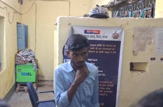 हद हो गई यार! टिकट के पैसे बचाने के लिए फर्जी लोको पायलट बनकर घूम रहा था धनबाद ITI का ये छात्र, जब आरपीएफ को लगी भनक तो जानिए क्या हुआ