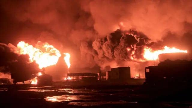 यमन के तेल बंदरगाह पर बड़ा हमला, अमेरिकी हमले में जानिए कितने लोग मारे गए