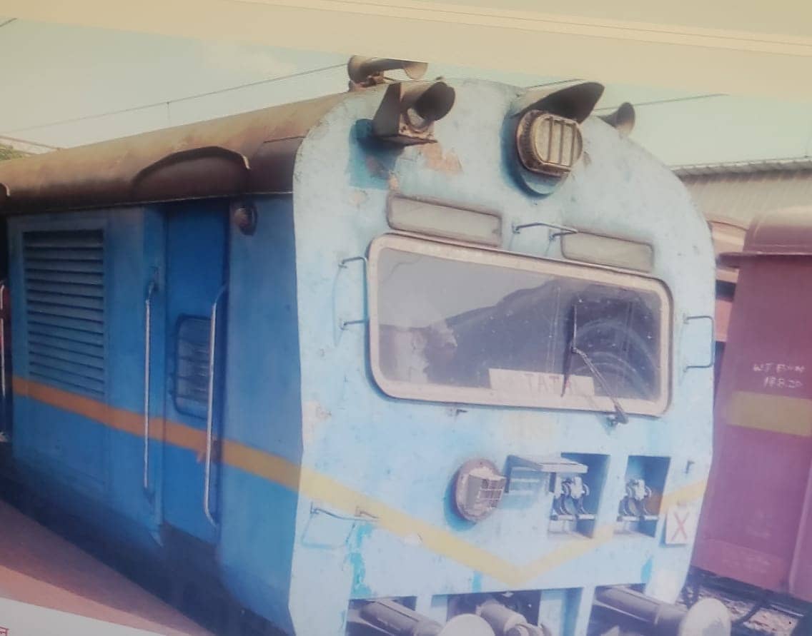 Big Breaking: टाटानगर -खड़गपुर मेमू ट्रेन में लगी आग, भागा -भागी में कई यात्री हुए घायल, पढ़िए फिर आगे क्या हुआ