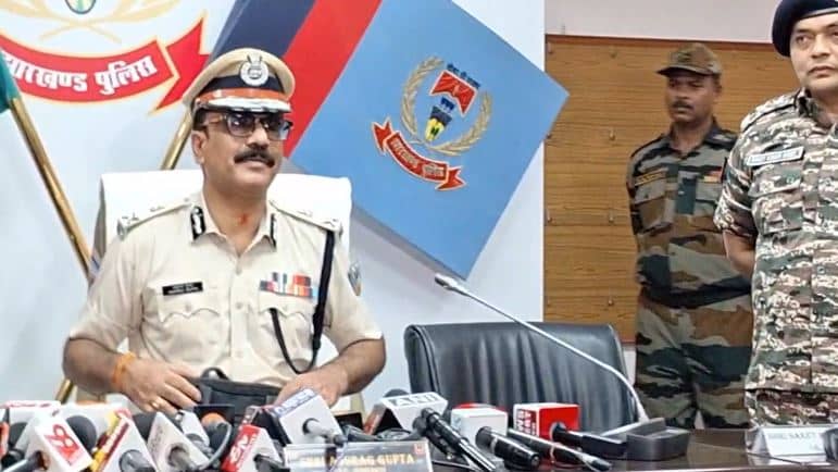 झारखंड से नक्सलियों का जल्द होगा सफाया,  नक्सली सरेंडर करें, नहीं तो गोली खाने के लिए रहें तैयार-डीजीपी अनुराग गुप्ता