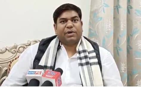 भाजपा से नाराज वीआईपी सुप्रीमो मुकेश साहनी ने  विधान परिषद की 24 सीटों पर चुनाव लड़ने का किया ऐलान