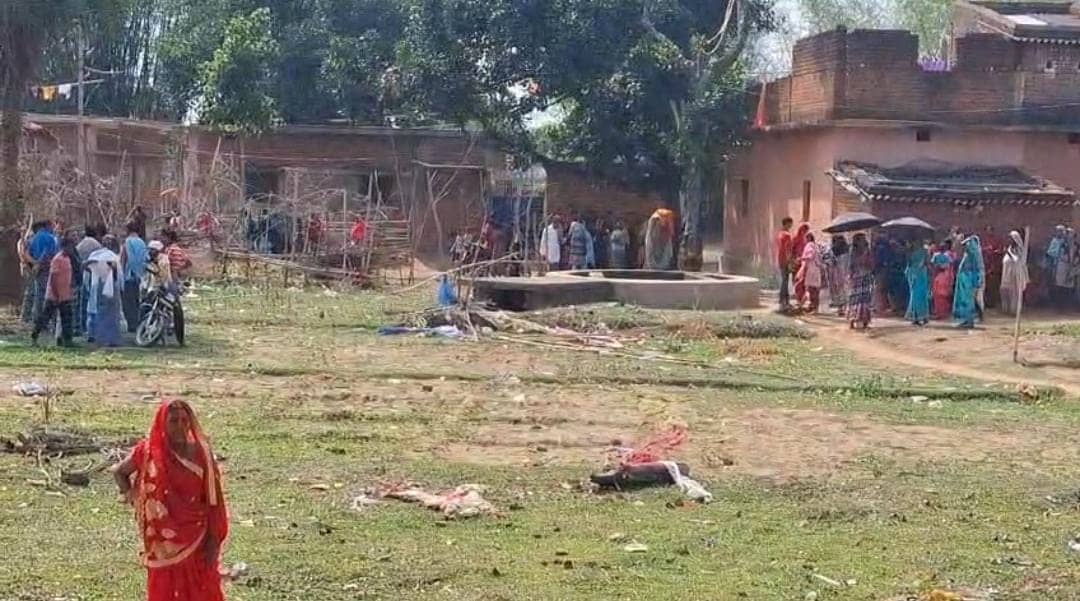 गिरिडीह: पति से हुआ विवाद तो पत्नी ने तीन बच्चों के साथ कुएं में लगा दी छलांग, तीनों बच्चों की हुई मौत