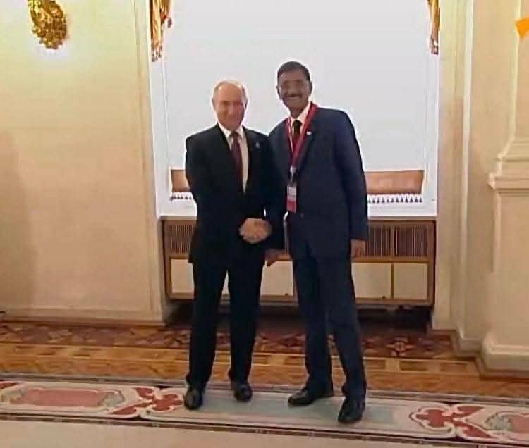 भारत-पाकिस्तान युद्ध के बीच रक्षा राज्य मंत्री संजय सेठने रूस के राष्ट्रपति से की मुलाकात, जानिए क्या बात हुई‌