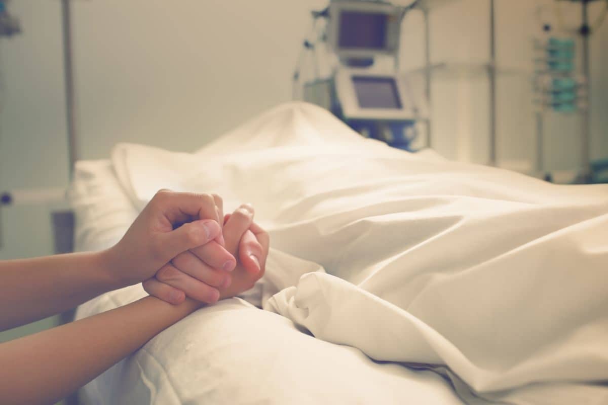 चार दिन पहले धूमधाम से बेटे की करवाई शादी, आज चली गई जान, जानिए कैसे