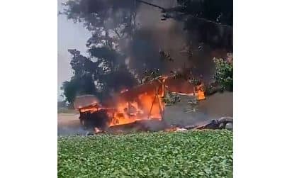 खाना बनाते समय आग लगने से 3 बच्चियों की जिंदा जलकर मौत, पूर्व मंत्री ने परिजनों को सौंपा 12 लाख का चेक