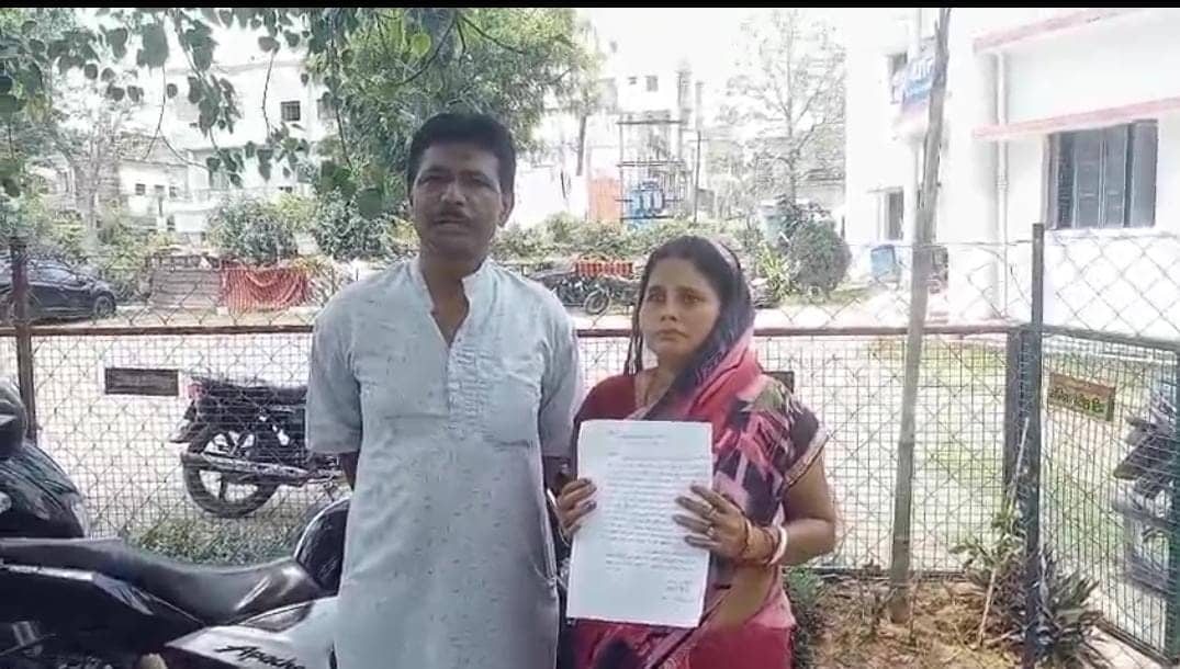 'ए साहब, बेटा-बहू से मुझे बचा लो'....पीड़ित मां का छलका दर्द, पुलिस के सामने न्याय की लगाई गुहार