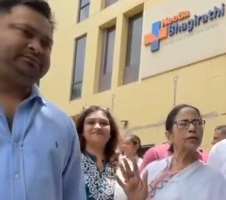तेजस्वी यादव के पिता बनने पर ममता बनर्जी ने दी बधाई, अस्पताल पहुंचकर नवजात का जाना हाल