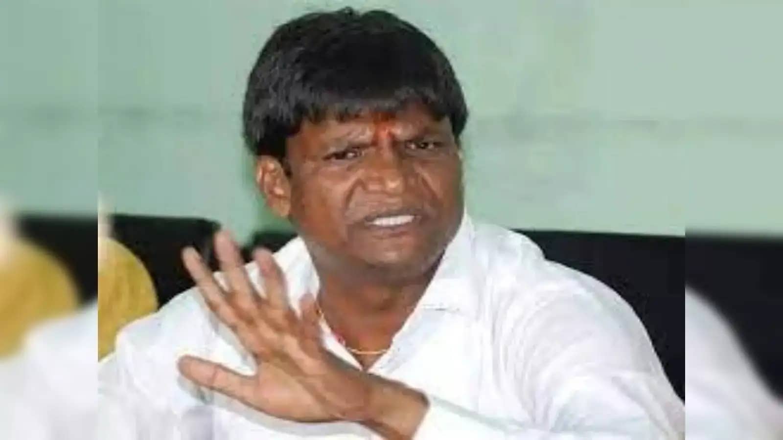 चर्चा तेज है कि धनबाद के सांसद ढुल्लू महतो लेंगे बाबू लाल मरांडी की "कुर्सी ", पढ़िए क्या-क्या दिए जा रहे तर्क !