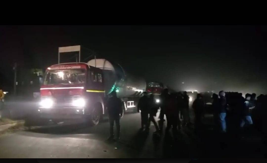 गोविंदपुर में जीटी रोड पर अज्ञात वाहन की चपेट में आएं दो बाइक सवार , एक की मौत ,दूसरा गंभीर 