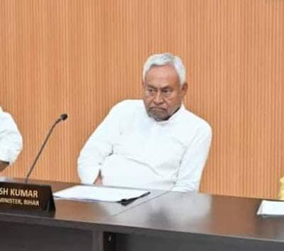 बडी खबर: खत्म हुई नीतीश कैबिनेट की बैठक, कुल 47 एजेंडों पर लगी मुहर